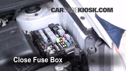 Replace a Fuse: 2007-2010 Kia Rondo - 2008 Kia Rondo LX 2.7L V6